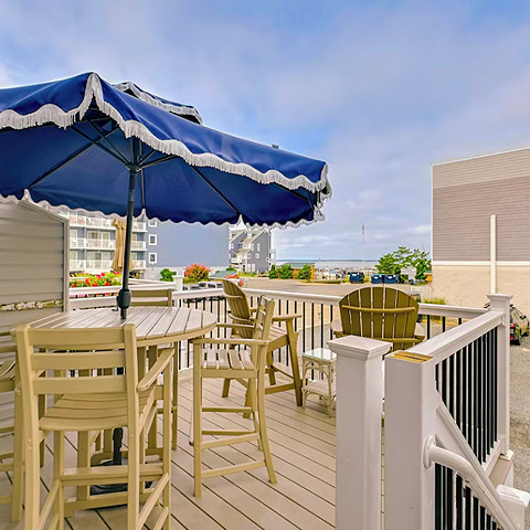 Condo in Dewey Beach with Pool Access – Sleeps 10