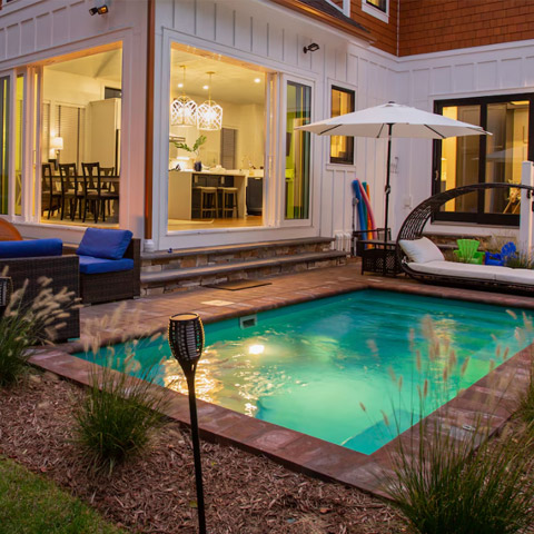 Rehoboth Beach, Heated Pool, 3 blocks to Beach – Sleeps 9