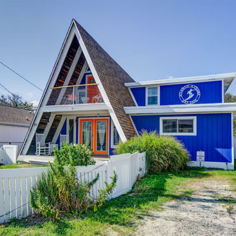 Beach Block Dewey, 7 Bedrooms, Walk Everywhere – Sleep 16