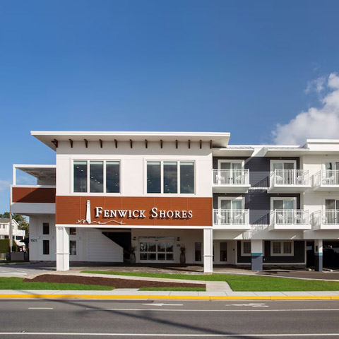 Fenwick Shores, Tapestry Collection by Hilton