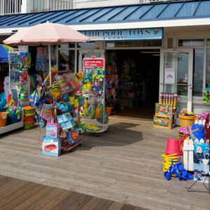 Bethany Beach Boardwalk Things to Do - Tidepool Toys, Visit Delaware Beaches